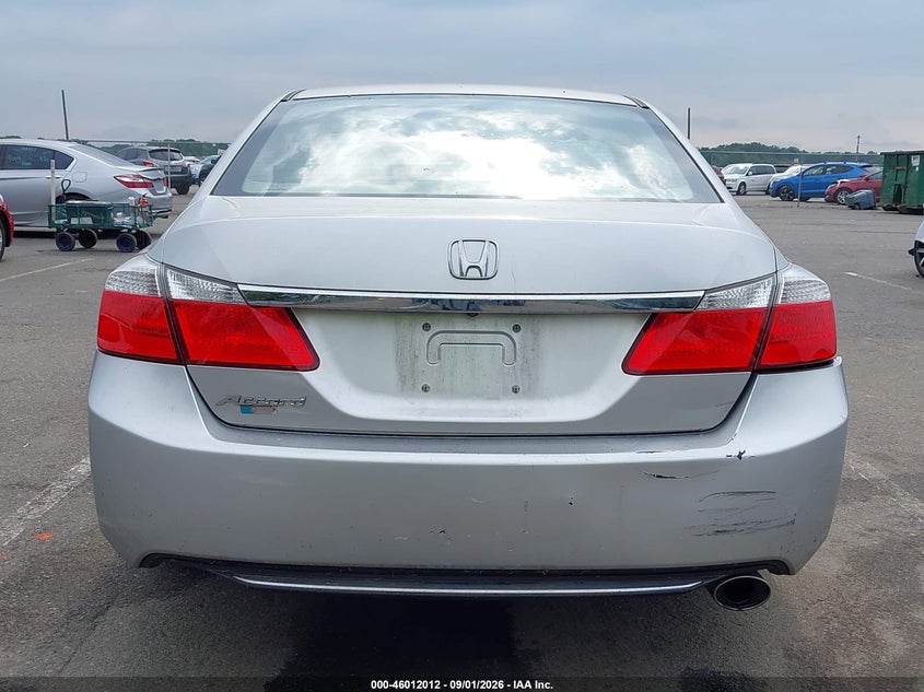 2013 HONDA ACCORD LX · Фото 16
