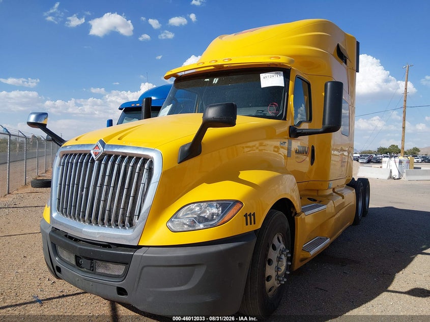2020 INTERNATIONAL LT auction photo 2