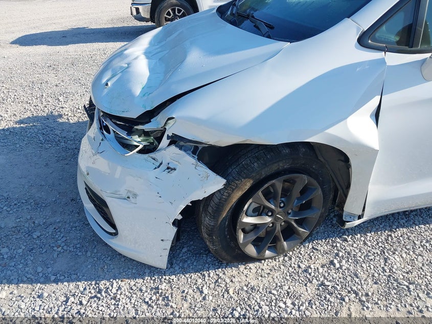 CHRYSLER PACIFICA 2021 VIN 2C4RC1BG0MR607512