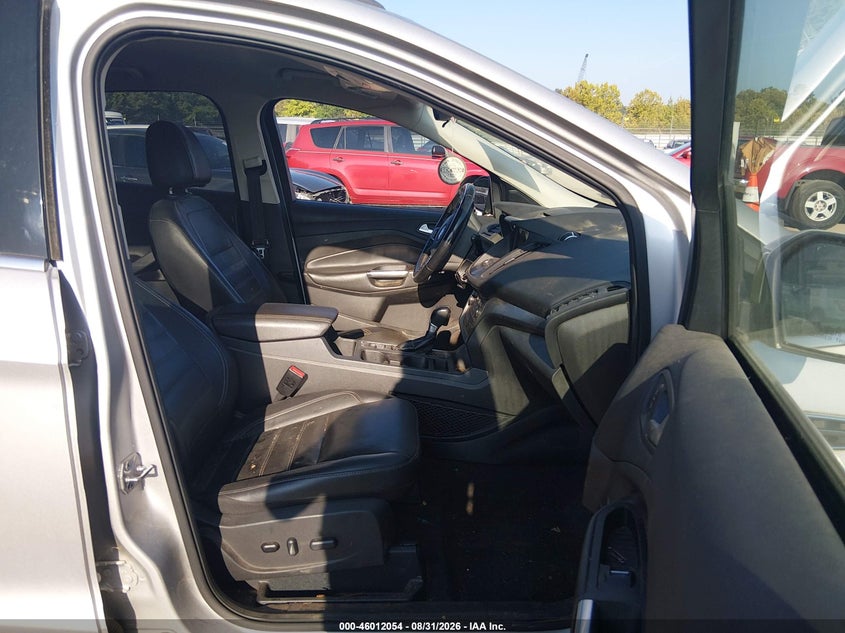 2017 FORD ESCAPE auction photo 5