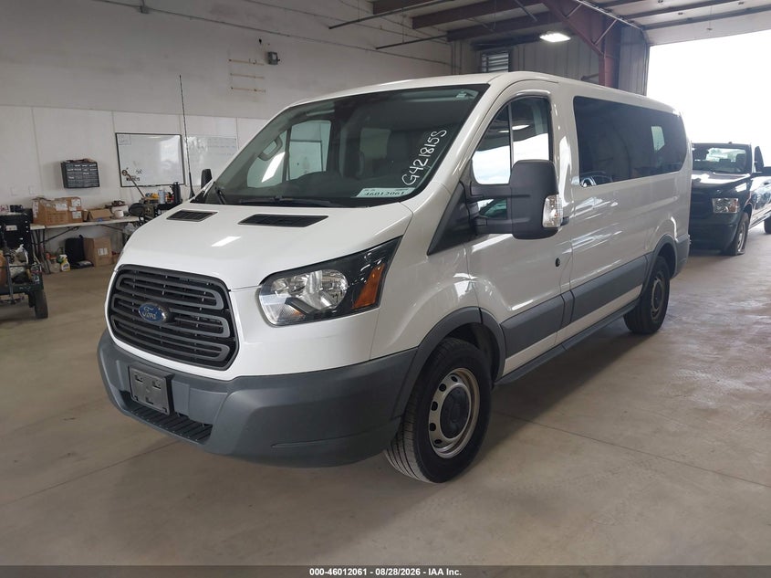 2016 FORD TRANSIT-150 auction photo 2