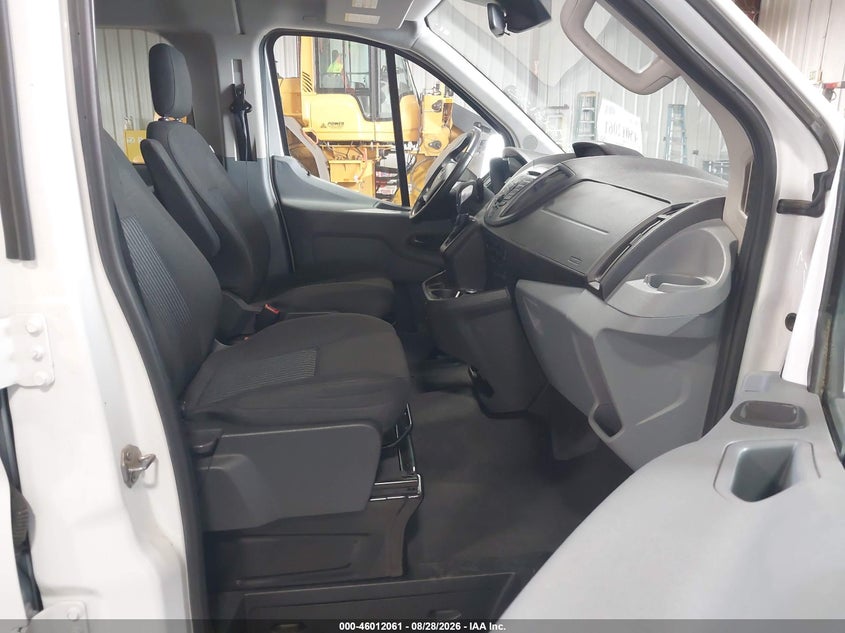 2016 FORD TRANSIT-150 auction photo 5