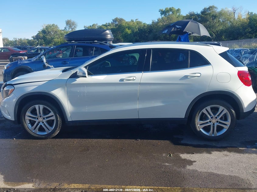 MERCEDES-BENZ GLA 250 - zdjęcie 14