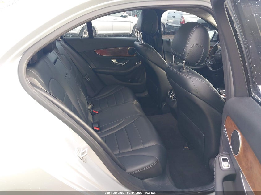 MERCEDES-BENZ C 300 - zdjęcie 8