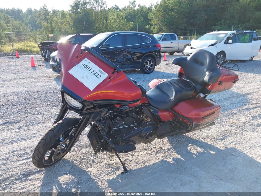 HARLEY-DAVIDSON FLHXU 2025
