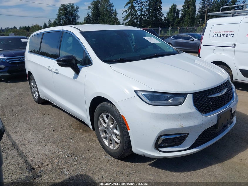 Vin: 2c4rc1bg7rr168011, lot: 46511637, chrysler pacifica touring l 2024 img_1