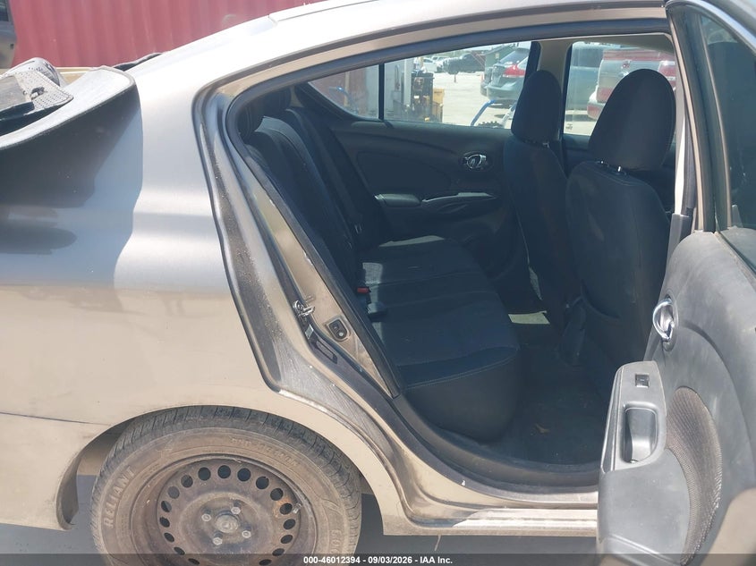 2015 NISSAN VERSA auction photo 8
