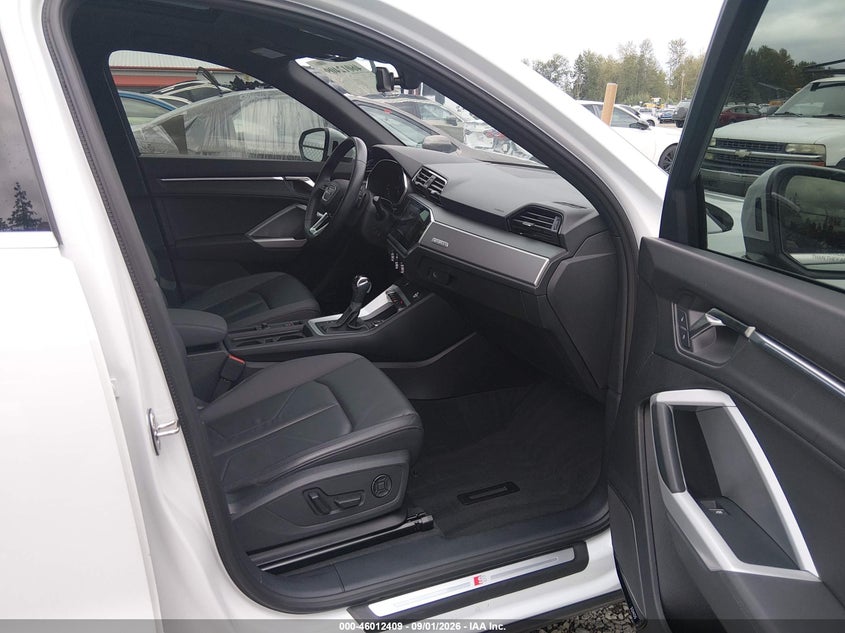 AUDI Q3 2023 VIN WA1EECF33P1023605