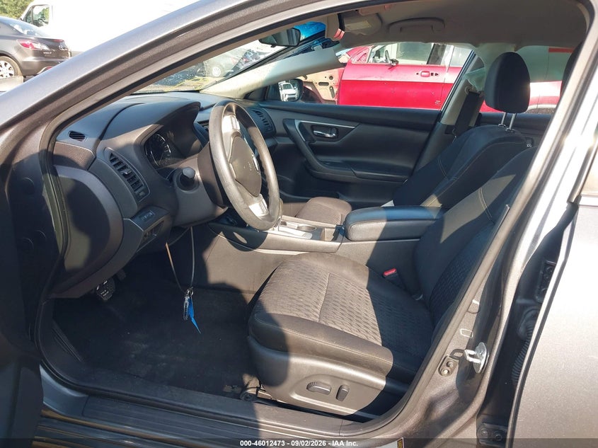 2017 NISSAN ALTIMA auction photo 5