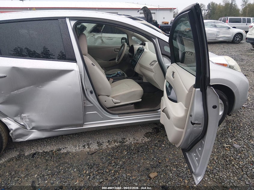 2012 NISSAN LEAF auction photo 5