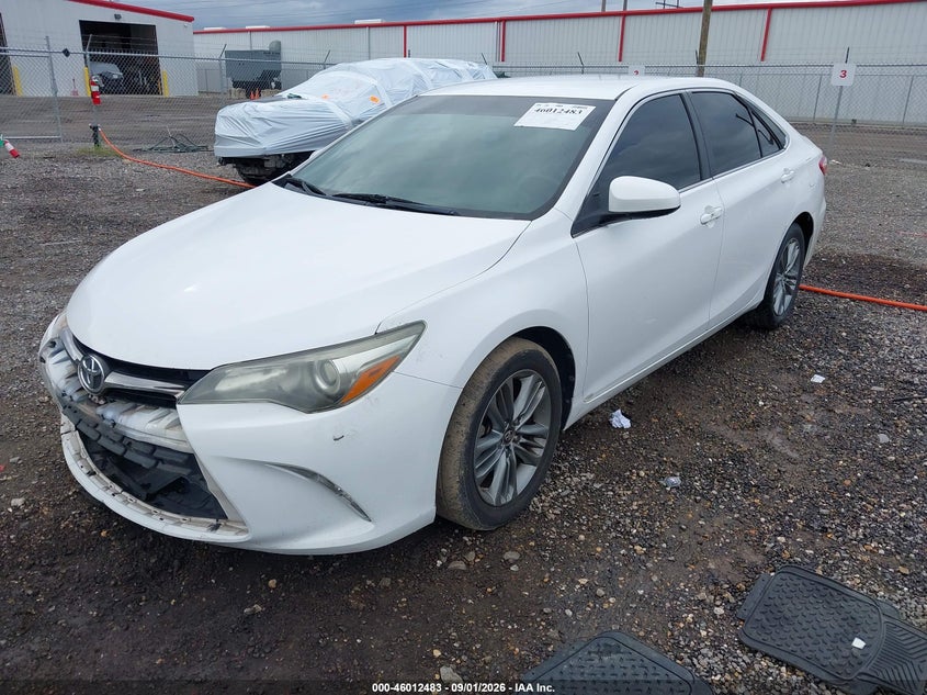 TOYOTA CAMRY - zdjęcie 2