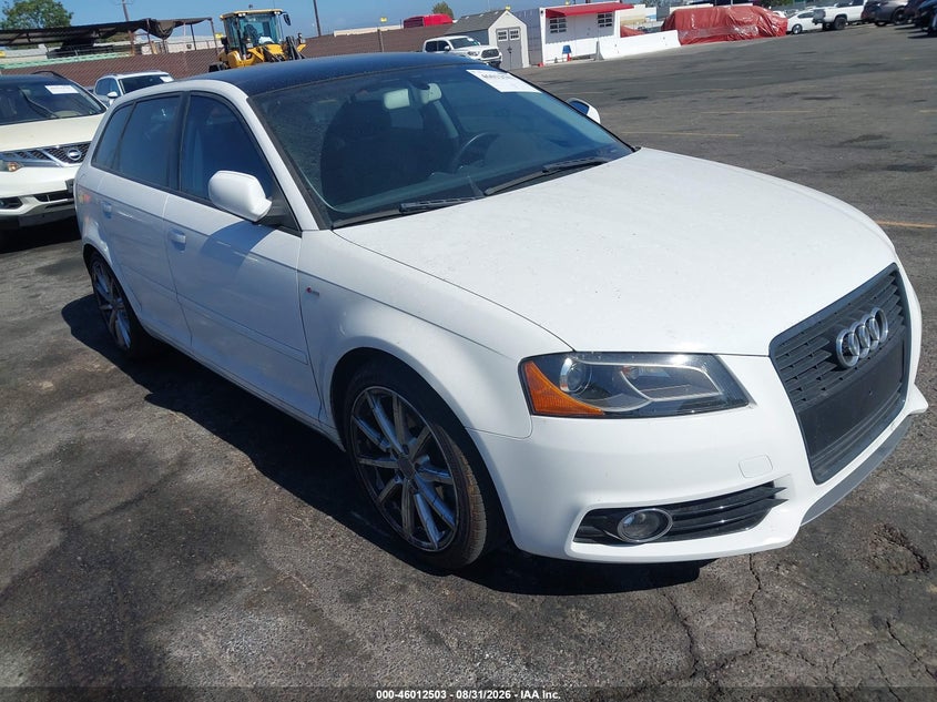 Vin: waukeafm7ba033503, lot: 46511879, audi a3 2.0t premium 2011 img_1