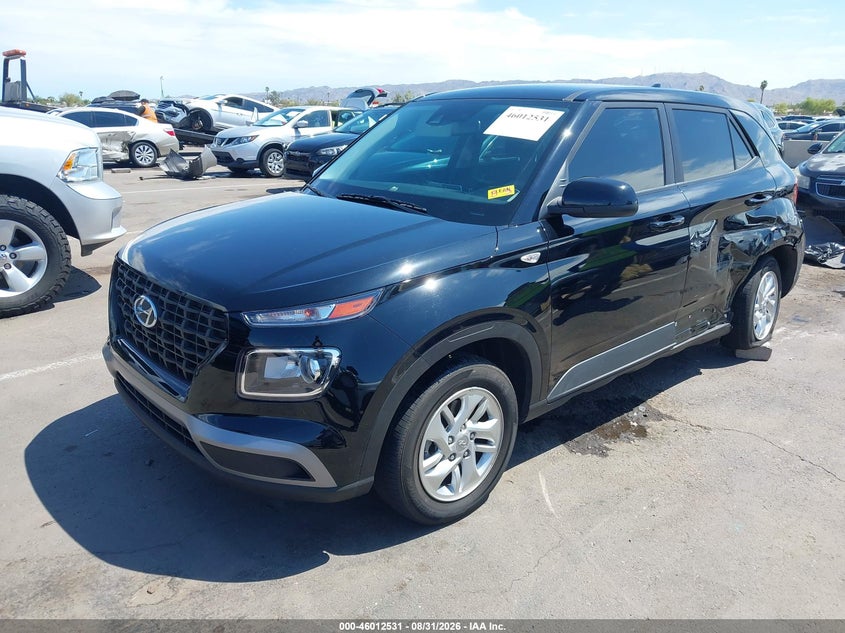 2022 HYUNDAI VENUE auction photo 2