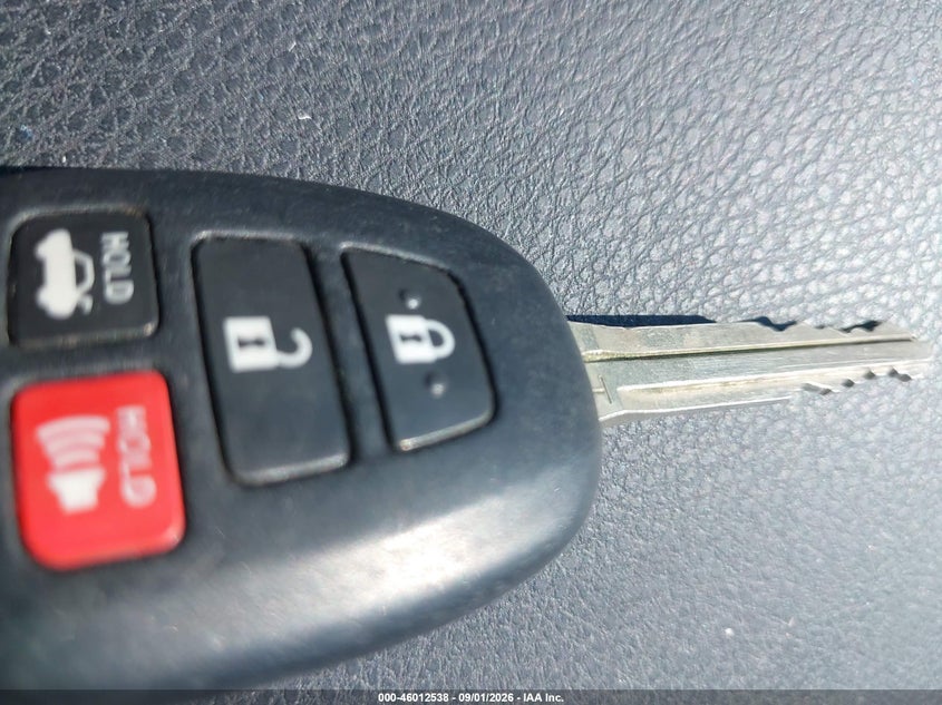 TOYOTA COROLLA - zdjęcie 11