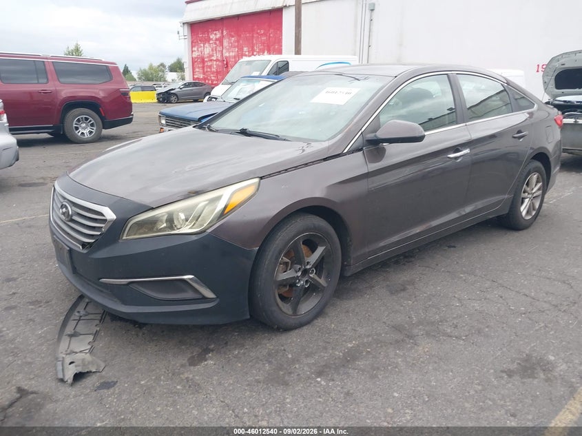 2016 HYUNDAI SONATA auction photo 2