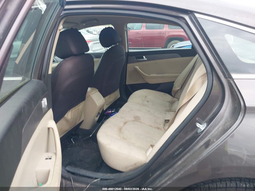 2016 HYUNDAI SONATA auction photo 8