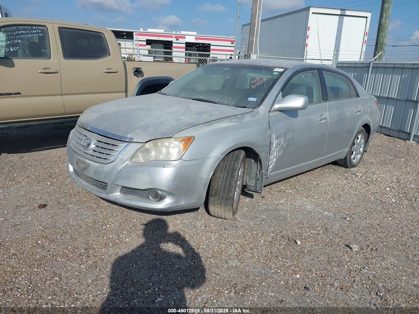 2008 TOYOTA AVALON auction photo 2