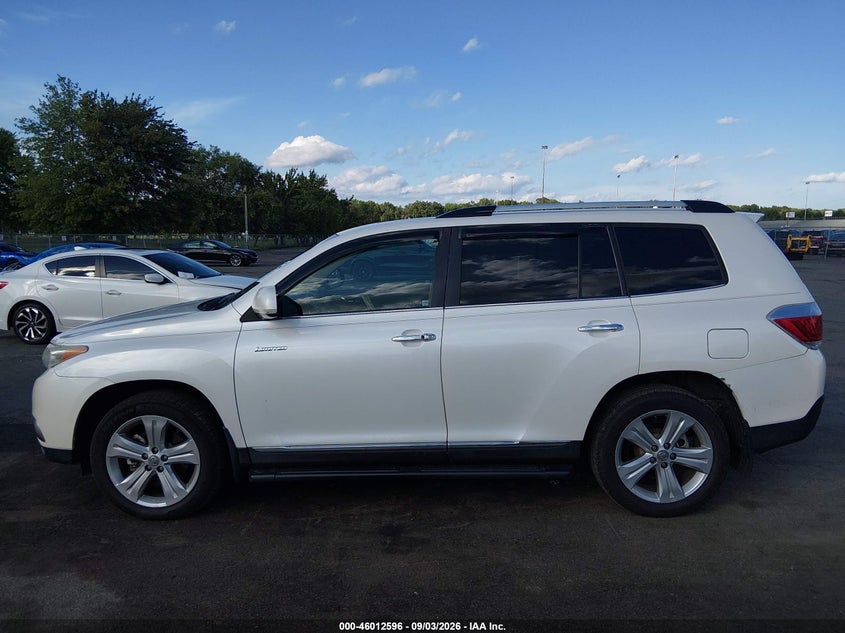 2013 TOYOTA HIGHLANDER LIMITED V6 · Фото 14