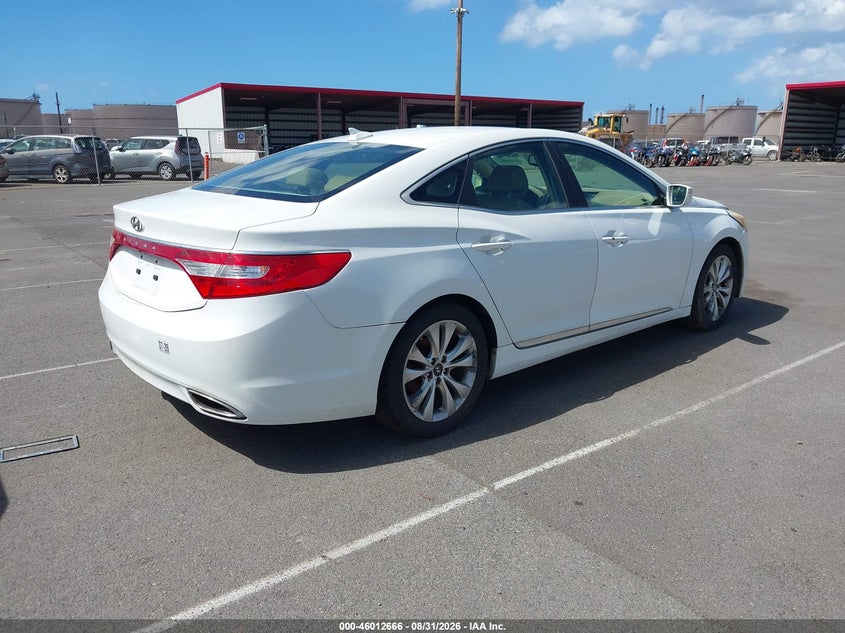 2013 HYUNDAI AZERA auction photo 4