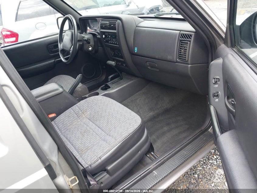 JEEP CHEROKEE 2000 VIN 1J4FF48S1YL218362