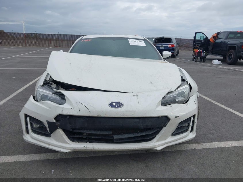 2017 SUBARU BRZ LIMITED · Фото 12