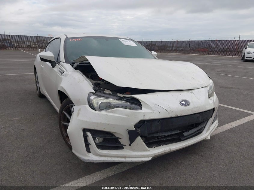 2017 SUBARU BRZ LIMITED · Фото 6