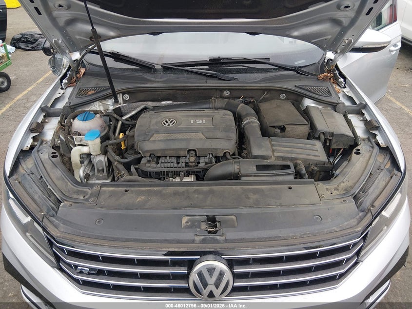 2017 VOLKSWAGEN PASSAT 1.8T R-LINE · Фото 10