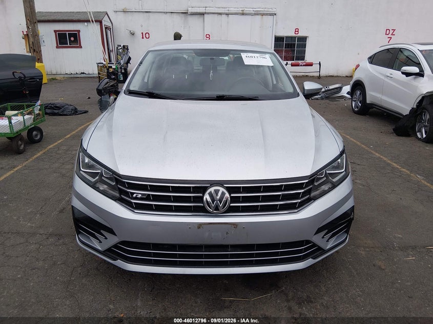 2017 VOLKSWAGEN PASSAT 1.8T R-LINE · Фото 12