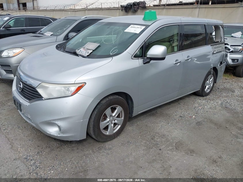 2015 NISSAN QUEST auction photo 2