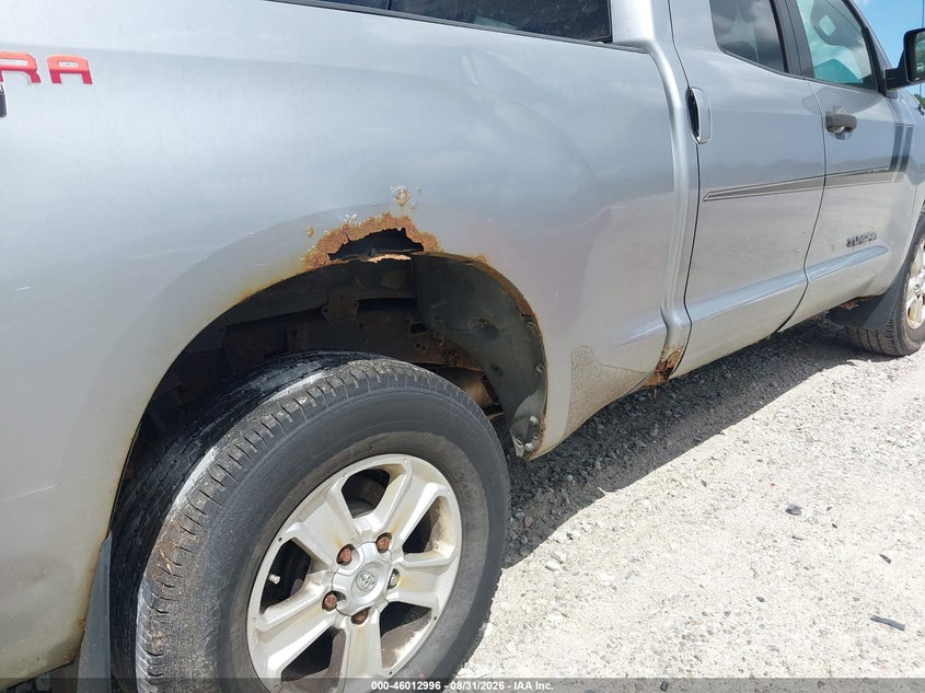 2011 TOYOTA TUNDRA auction photo 6