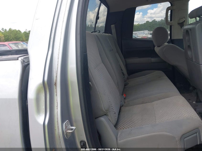 2011 TOYOTA TUNDRA auction photo 8