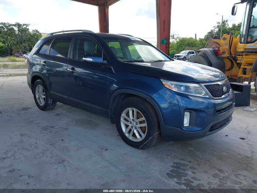 2015 KIA SORENTO auction photo 1