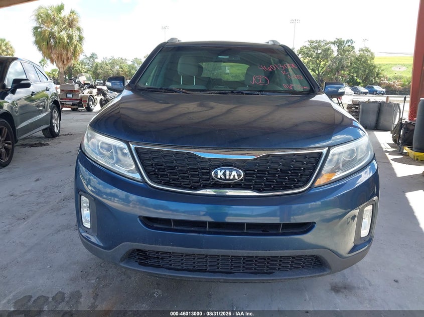 2015 KIA SORENTO auction photo 6