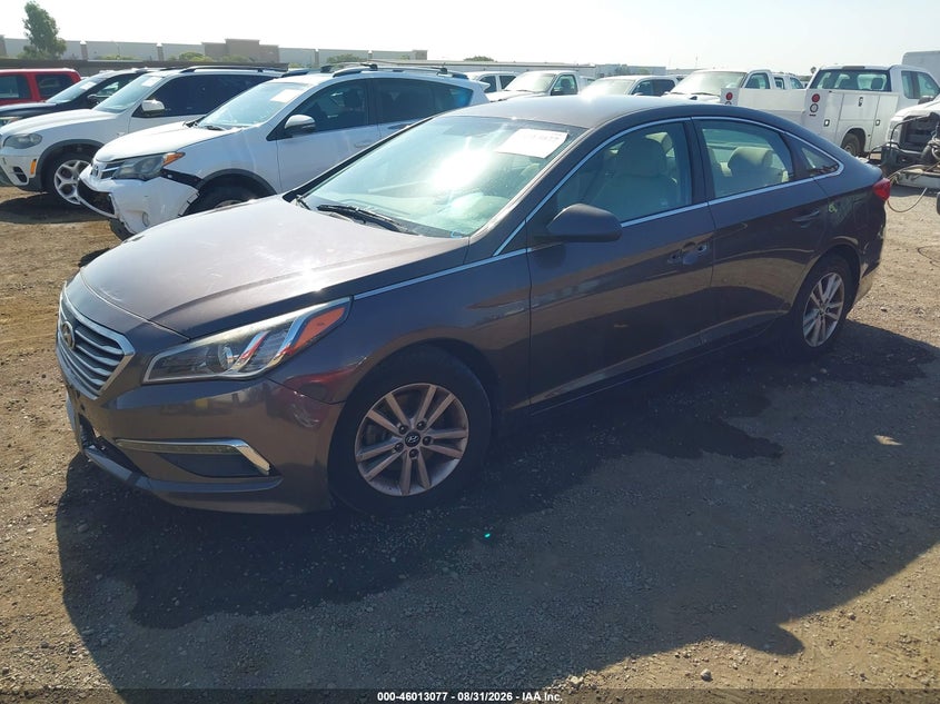 2015 HYUNDAI SONATA auction photo 2