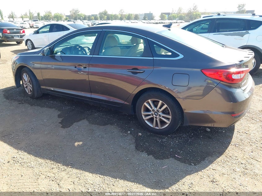 2015 HYUNDAI SONATA auction photo 3
