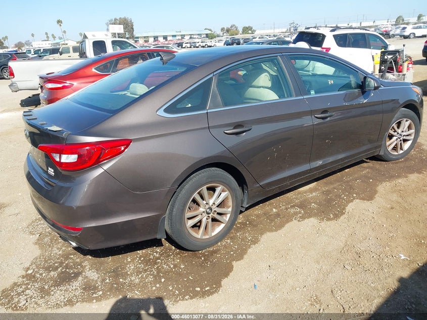 2015 HYUNDAI SONATA auction photo 4