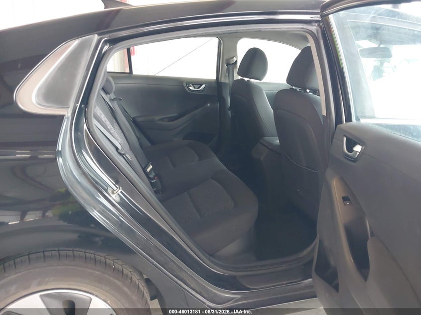 2018 HYUNDAI IONIQ HYBRID auction photo 8