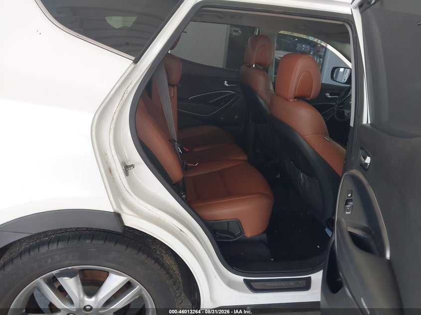 2013 HYUNDAI SANTA FE auction photo 8