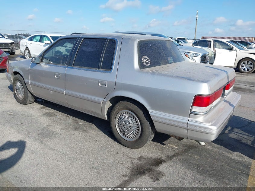 1994 PLYMOUTH ACCLAIM auction photo 3