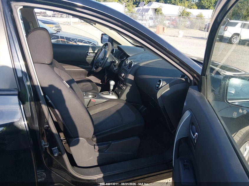 2012 NISSAN ROGUE auction photo 5
