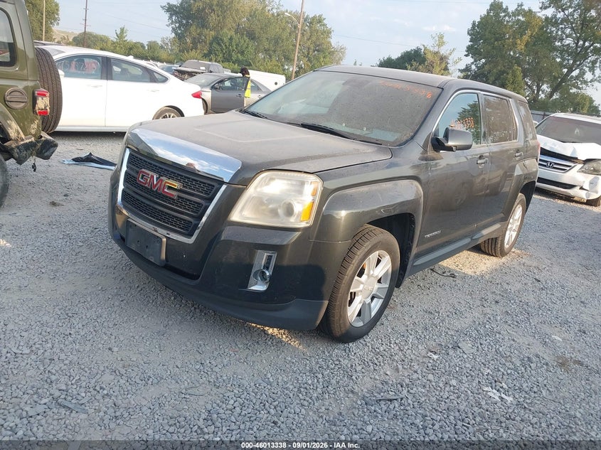 2013 GMC TERRAIN auction photo 2
