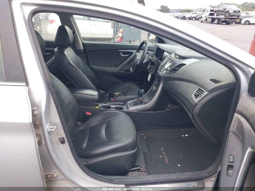 2014 HYUNDAI ELANTRA auction photo 5