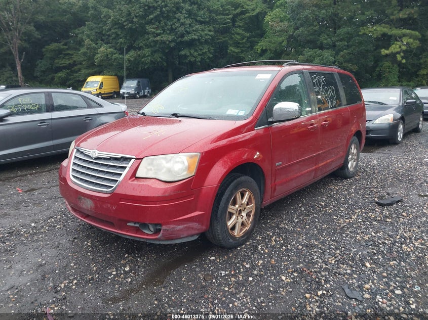 2008 CHRYSLER TOWN & COUNTRY auction photo 2
