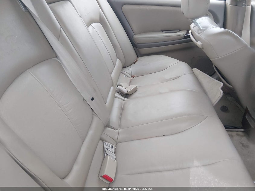 2001 INFINITI I30 auction photo 8
