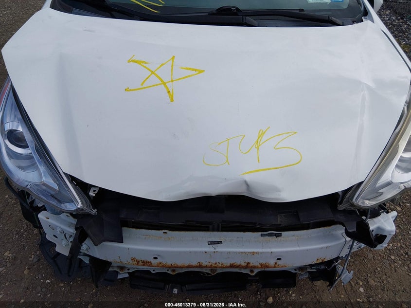 TOYOTA PRIUS C 2016 VIN JTDKDTB33G1138237