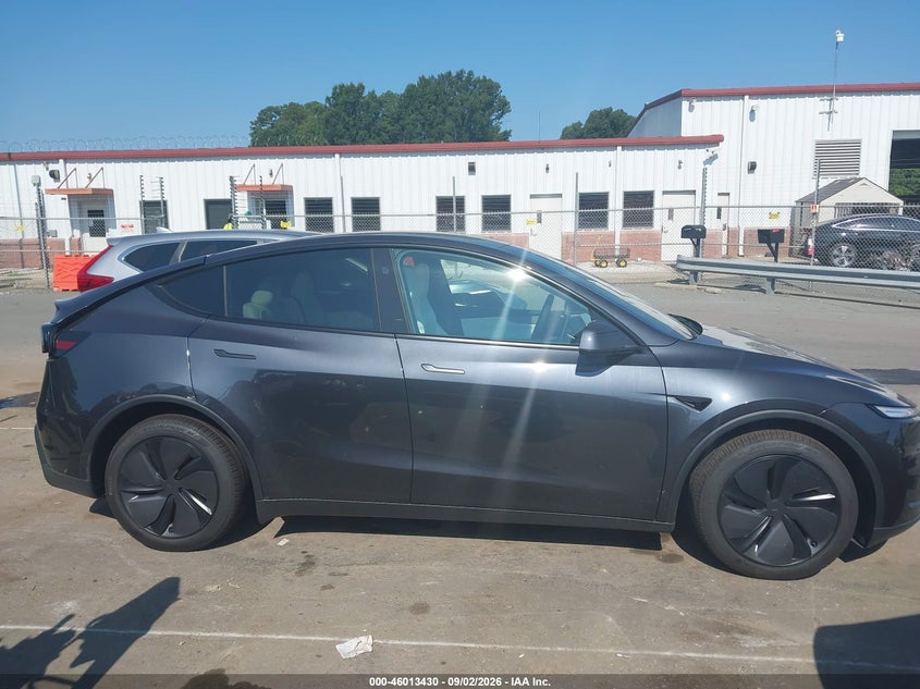 TESLA MODEL Y 2026 VIN 7SAYGDEE1TA638192