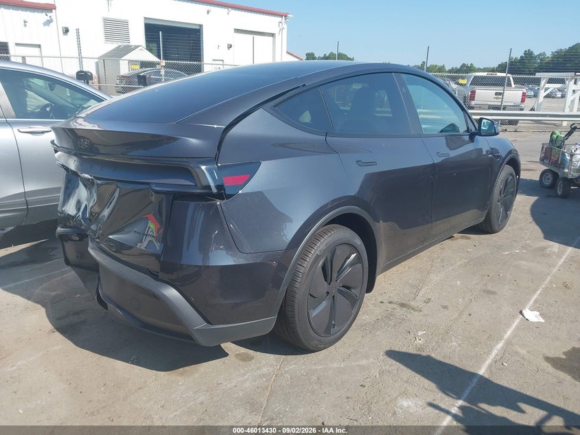 TESLA MODEL Y - zdjęcie 4