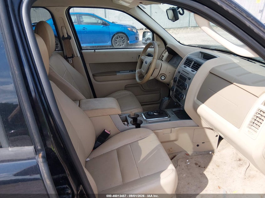 2010 FORD ESCAPE auction photo 5