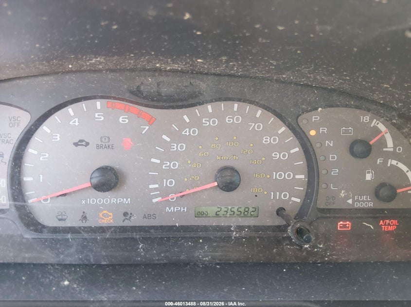2004 TOYOTA SEQUOIA auction photo 7