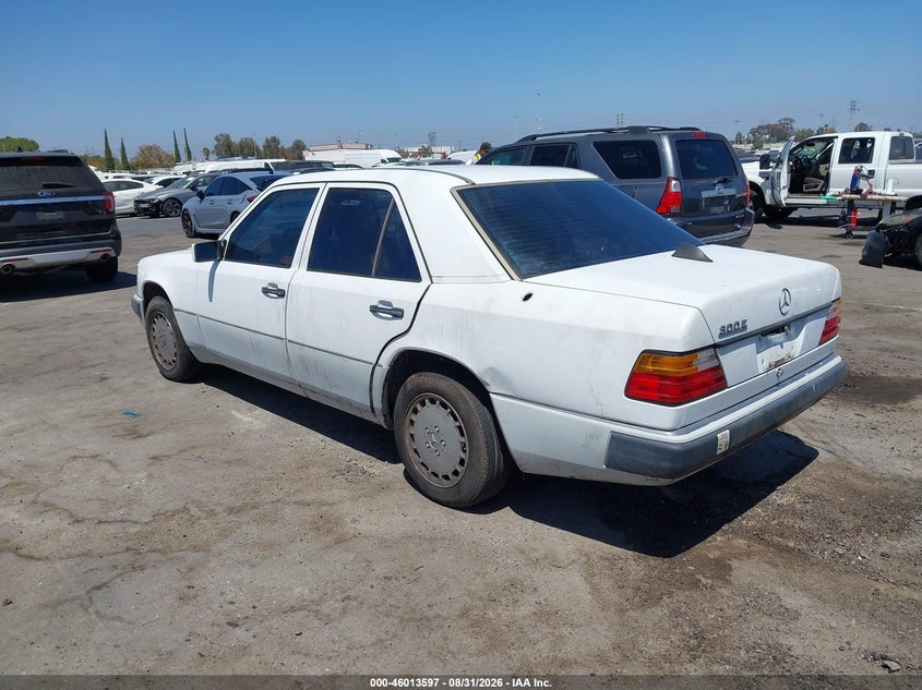 1991 MERCEDES-BENZ 300 auction photo 3